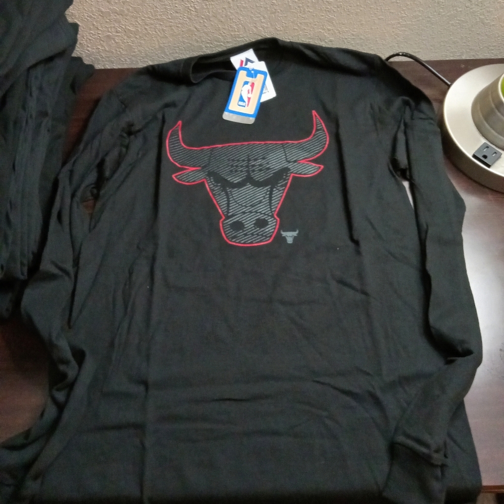 NBA Majestic Chicago Bulls Shirts